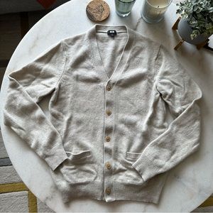 Men’s Uniqlo Wool Sweater